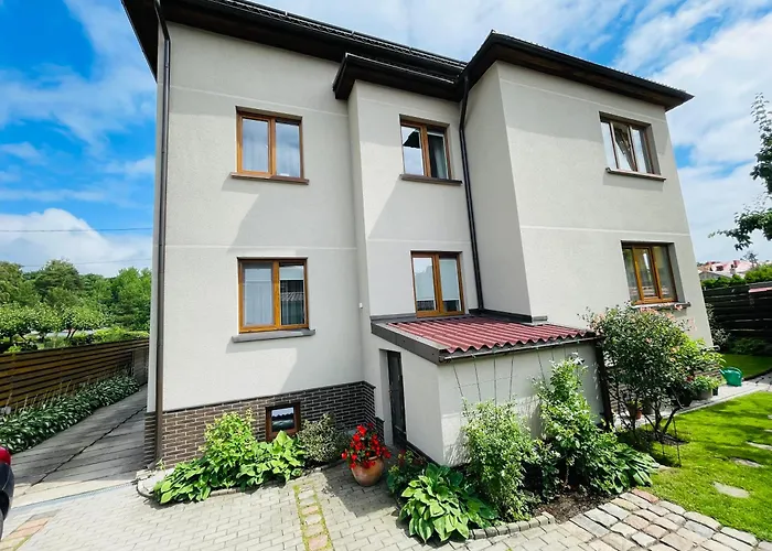 Apartment Near The Sea